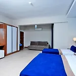 Kleopatra Ramira Hotel