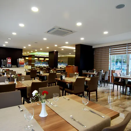 Kleopatra Ramira Отель