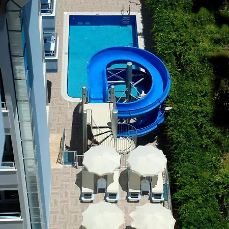 Готель Kleopatra Ramira