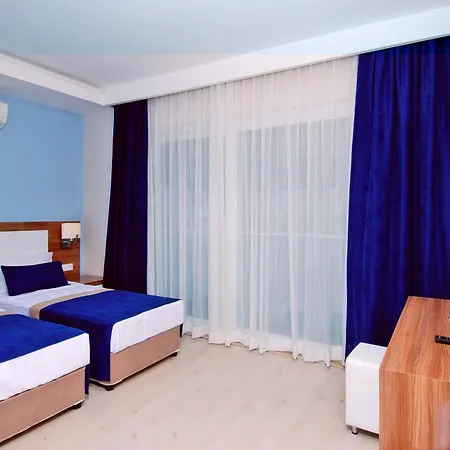 Kleopatra Ramira Hotell