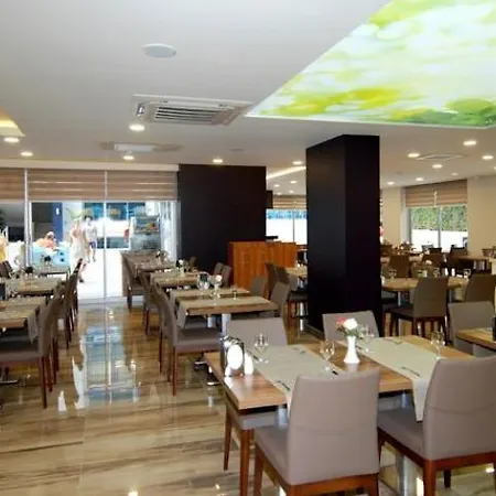 Kleopatra Ramira Hotel