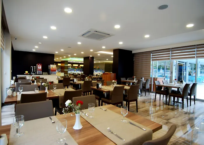 Kleopatra Ramira Hotel