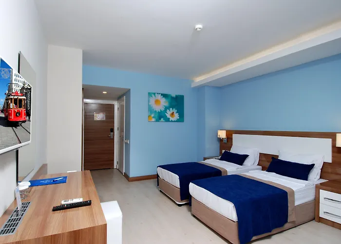 Kleopatra Ramira Hotel