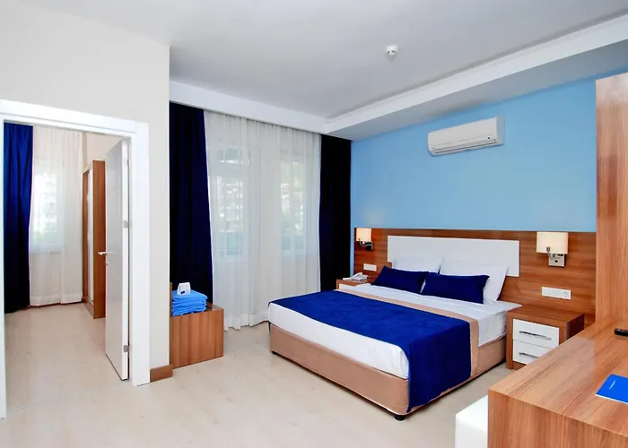 Kleopatra Ramira Hotell 4*