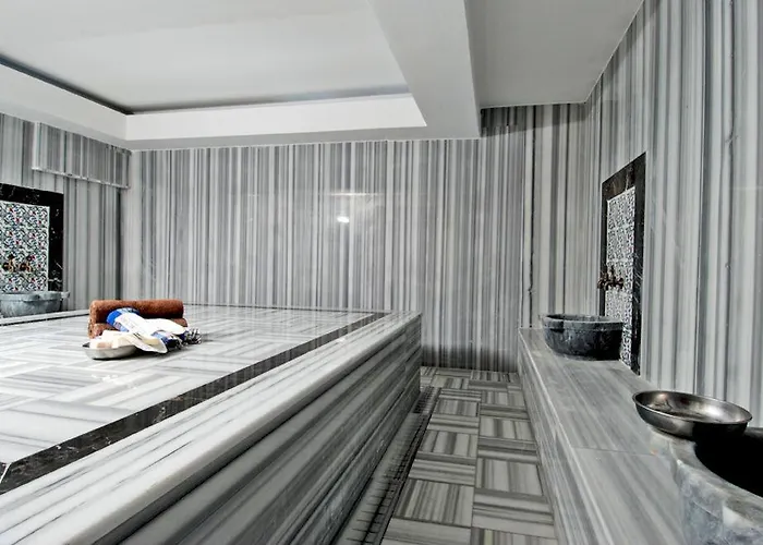 Hotell Kleopatra Ramira 4*