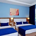 Kleopatra Ramira Alanya